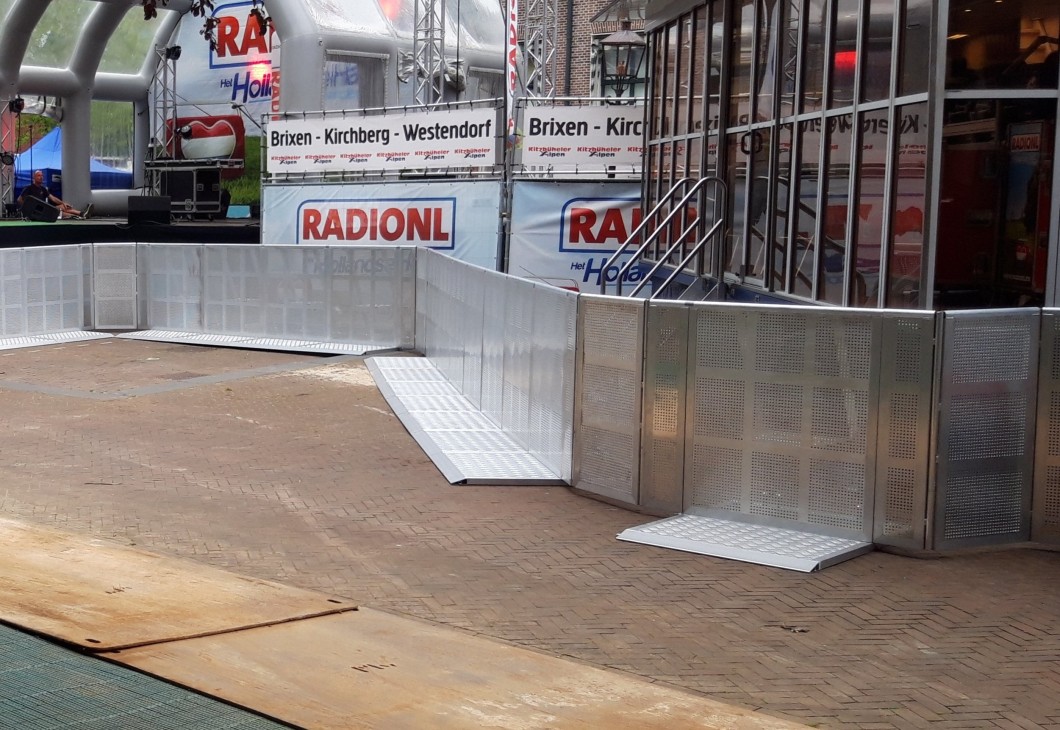 Stagebarriers-Alu.jpg