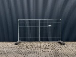 ongezeild bouwhek f4e