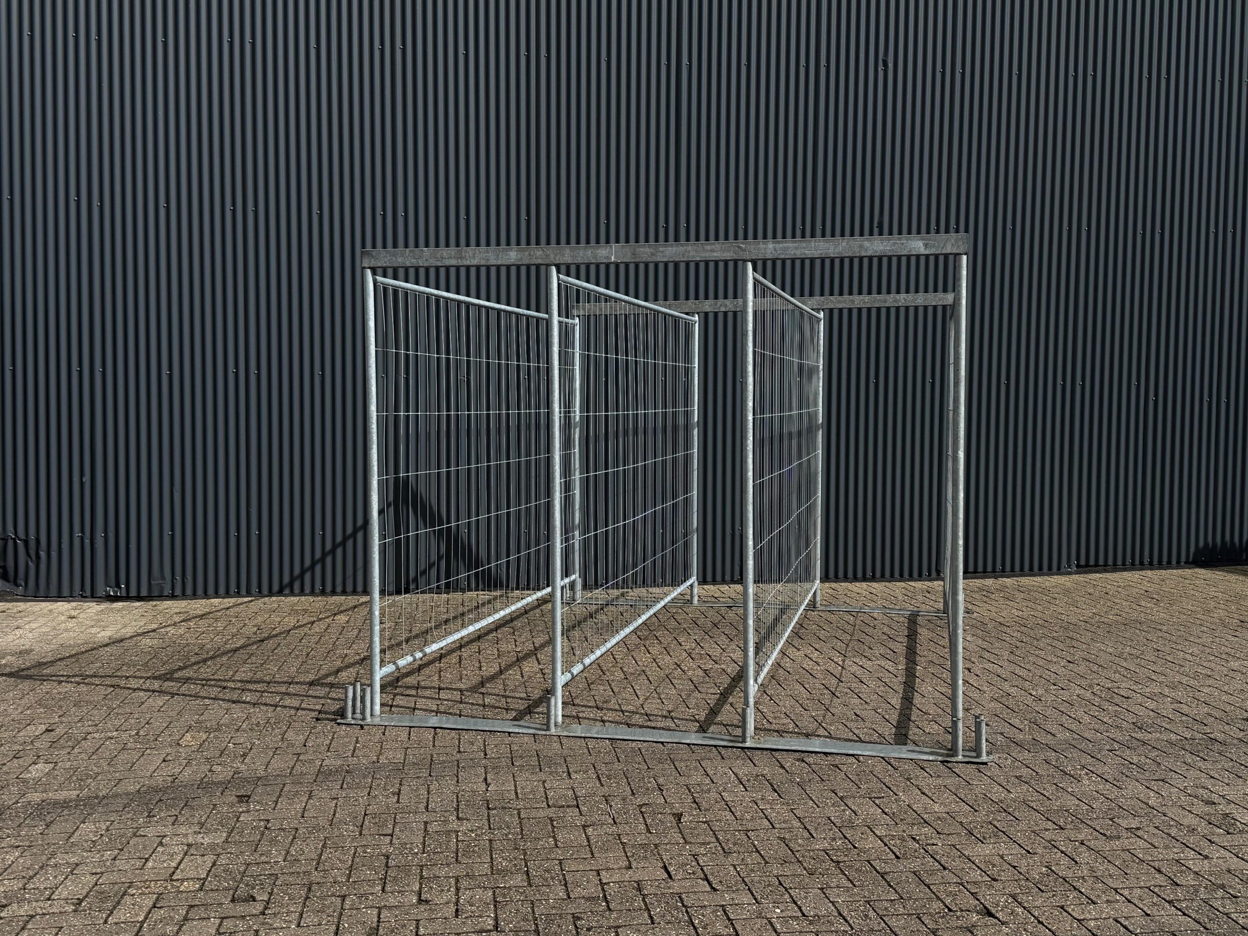 hoge toegangspoort f4e