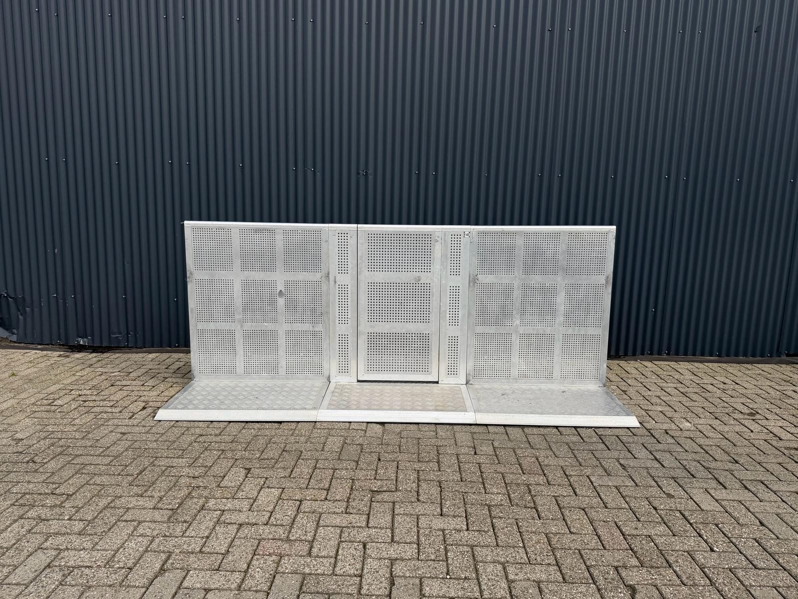stagebarrier deur dicht aluminium f4e